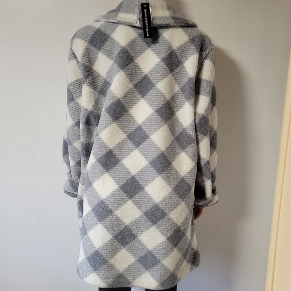 Susan grave NWT Weekend Reversible sherpa coat Size extra large. - Picture 2 of 6